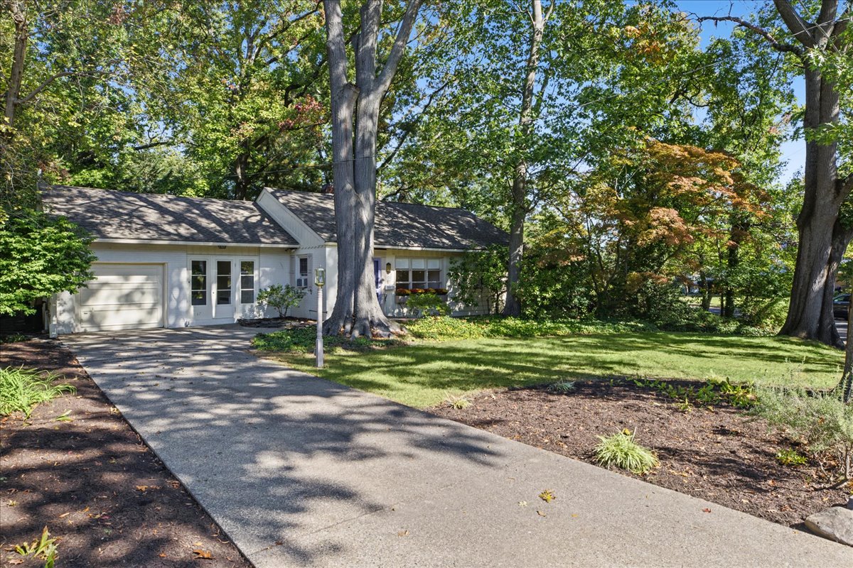 17 Lockland Avenue