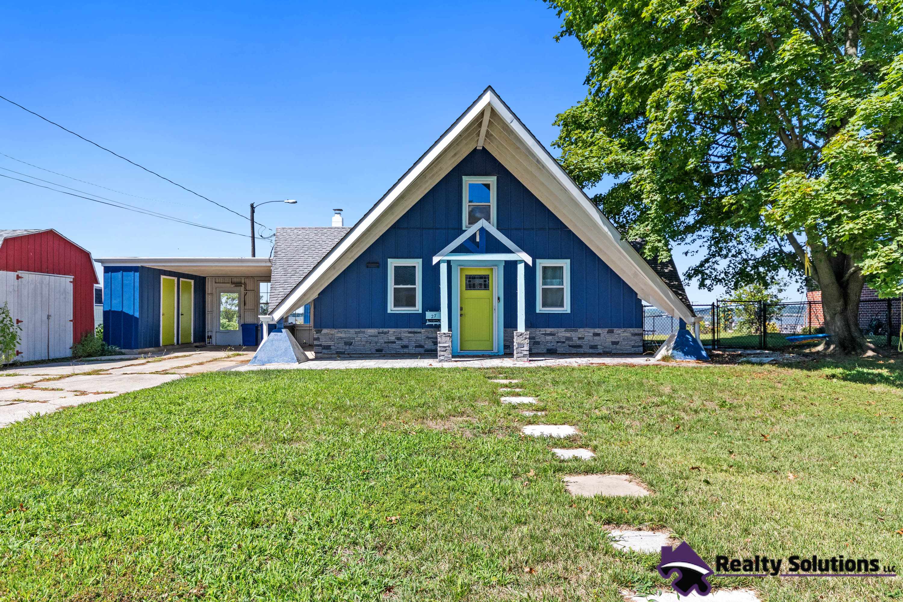 Property main image