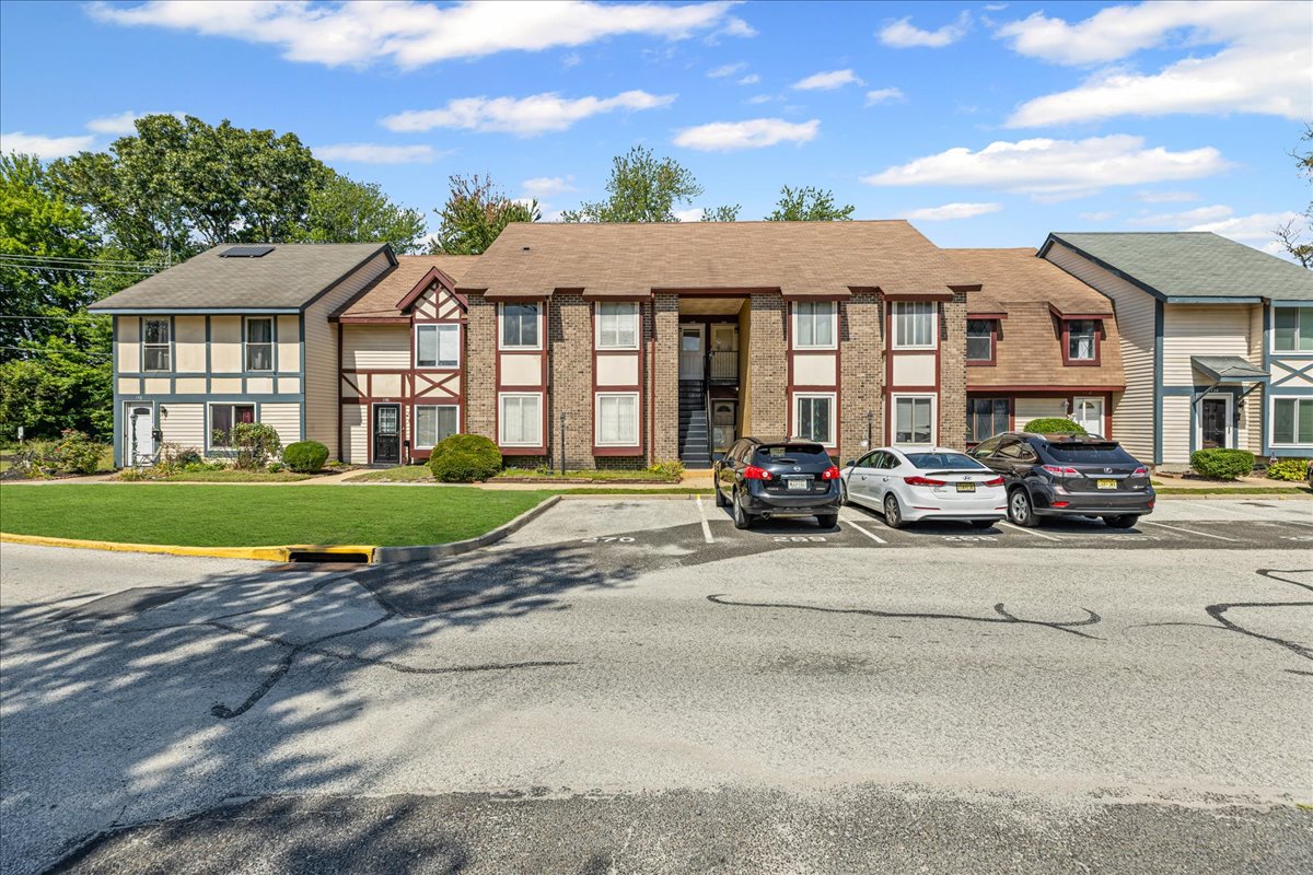 148 Chelsea Circle,