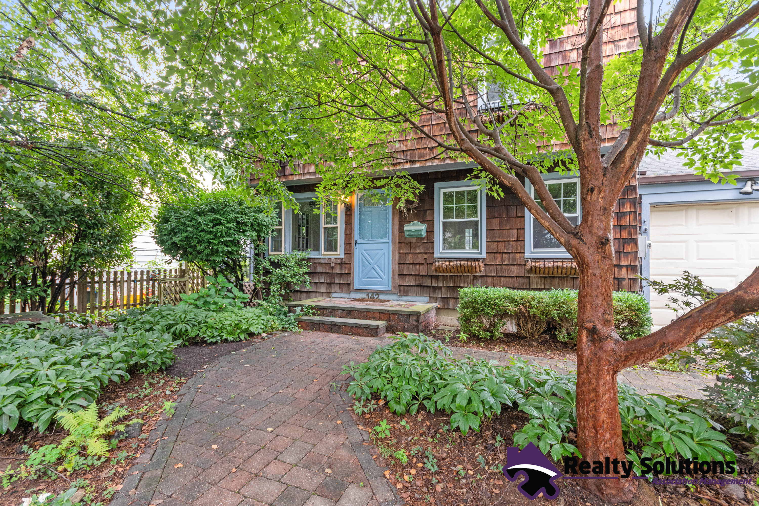 142 Palmer Lane