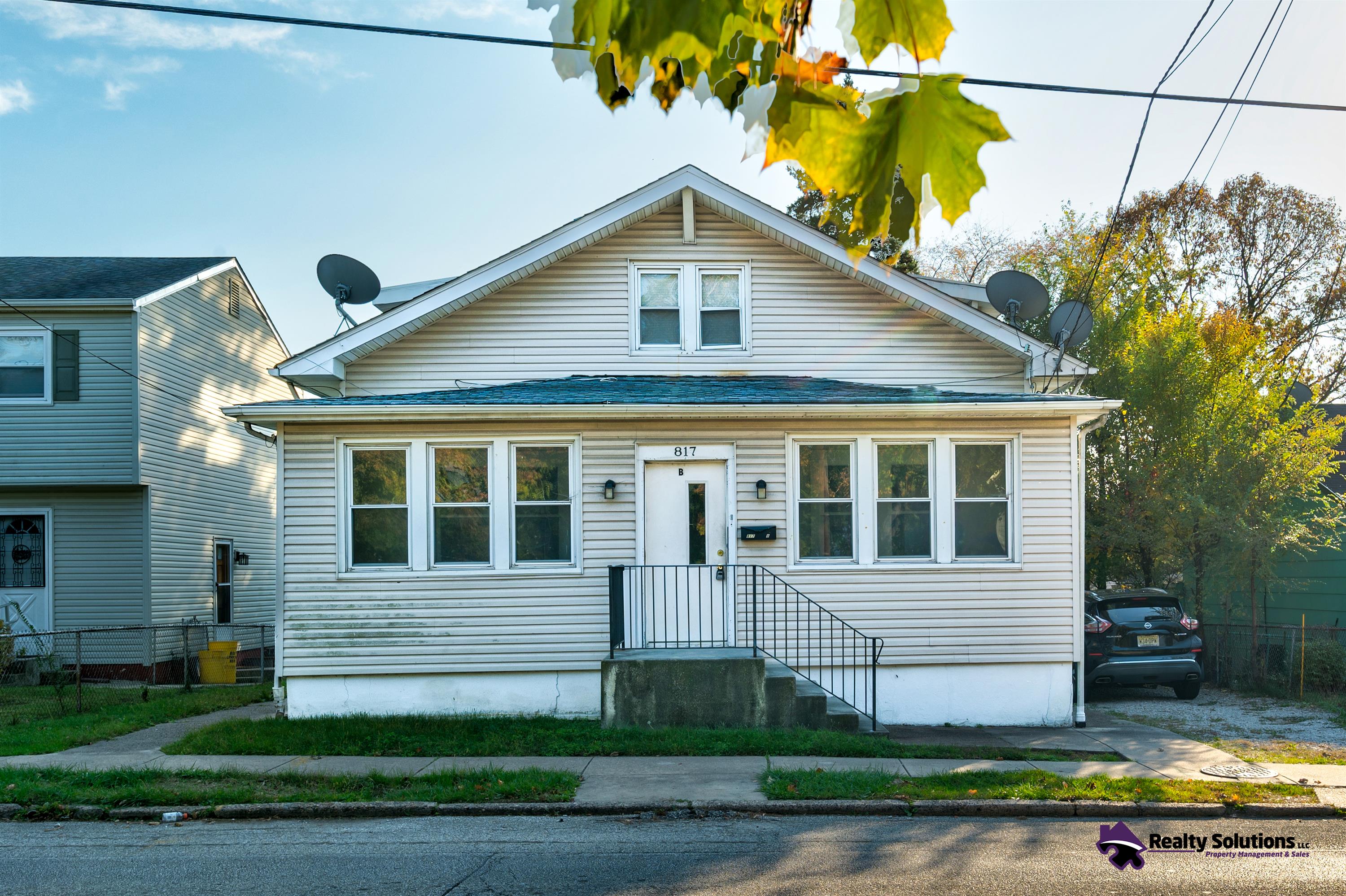 817 Union Avenue - A