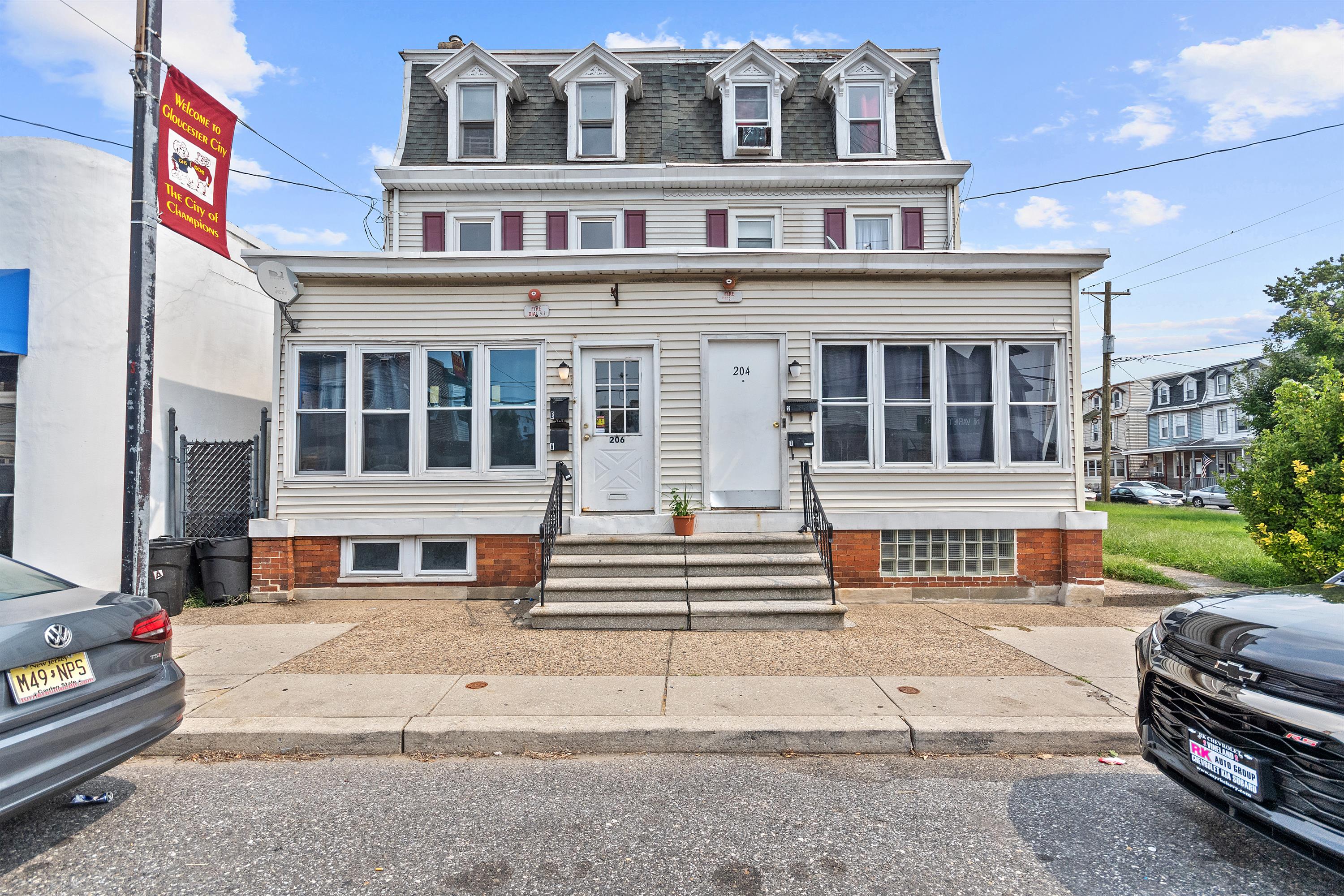 206 North Broadway - Unit B